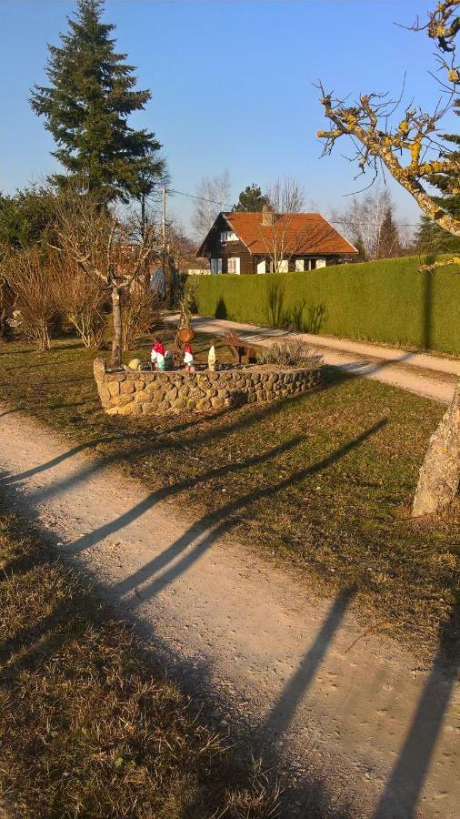 ホテル Chambre De La Baronne De Rochegrosse Saint-Maurice-en-Gourgois エクステリア 写真